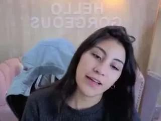 Freechat carolina-moreno-a on CamSoda