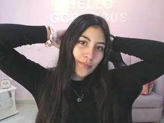 Freechat carolina-moreno-a on CamSoda