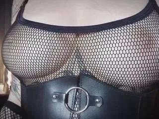 Offline charlotte-germanotta on CamSoda