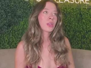 Offline chloedee on CamSoda