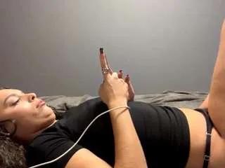 Offline chrystalcaden on CamSoda