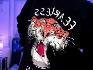 Offline coralinericce on CamSoda