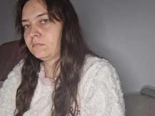 Freechat cyndeewinter on CamSoda