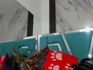 Freechat dayra-parker on CamSoda