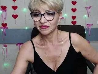 ellabonito on CamSoda 