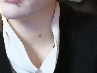 Offline elliejay1 on CamSoda