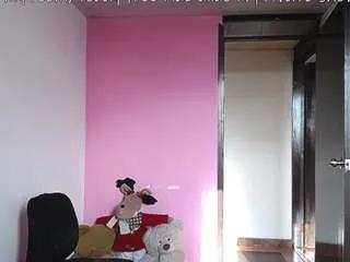 Offline emerald00 on CamSoda