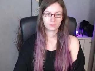 emmatease94 on CamSoda 