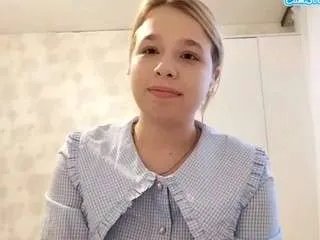 estefanaboss on CamSoda 