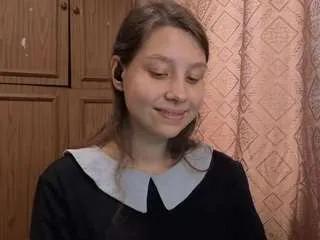 evelineemard — take off  bra [250 tokens remaining]