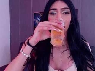 Offline evelynnsex on CamSoda