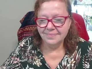 Offline flirtyadele on CamSoda