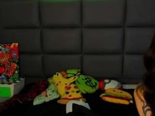 gigibadassxx on CamSoda 