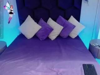 Freechat gin-fox on CamSoda