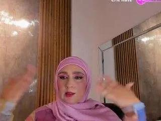 Offline hijabimilf on CamSoda