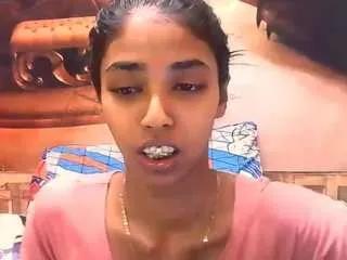 Offline indiansexyslender on CamSoda