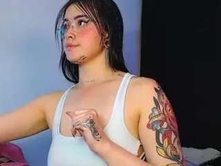 Offline isa-maiden on CamSoda