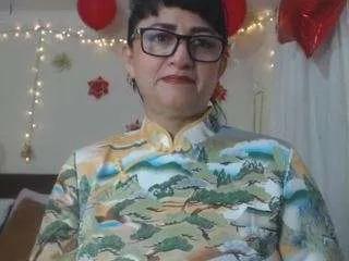 Offline isabeel-sofia01 on CamSoda