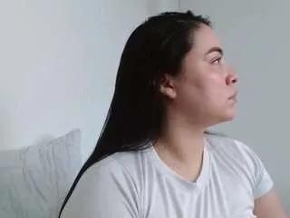 Offline isabel-24 on CamSoda