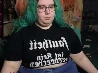 Offline jannetamazing on CamSoda