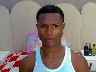 Freechat joel-black on CamSoda