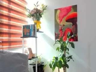 Offline julieta-cooper on CamSoda