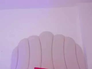 Freechat kaity-layne on CamSoda