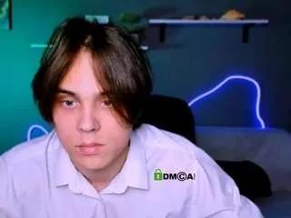 Freechat karl-mans on CamSoda