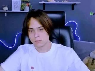 Freechat karl-mans on CamSoda