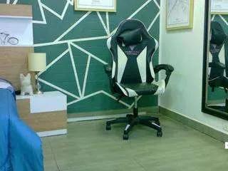 Freechat karol-scott on CamSoda