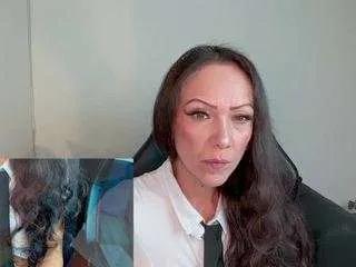 Offline kasandramature on CamSoda