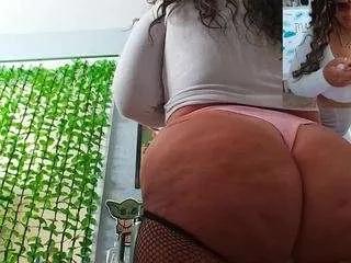 kinky-kris on CamSoda 