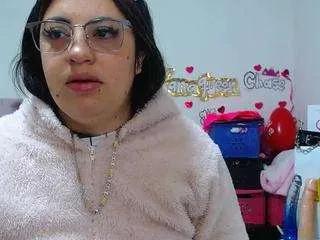 Freechat lanaqueen69 on CamSoda