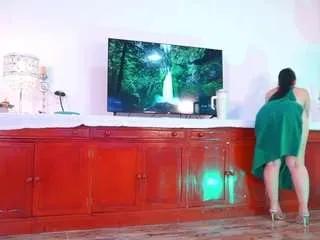 Offline lara-giraldo on CamSoda