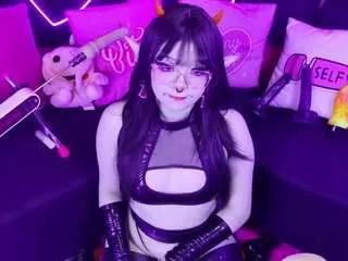 Freechat laytonlange on CamSoda