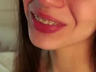 Offline leilagladish on CamSoda