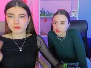 Offline leslie-bird on CamSoda