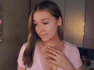 lillakirkpatrick — make my clit wet [65 tokens remaining]