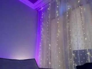 Offline linastones on CamSoda