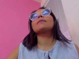 Offline littlejulieta on CamSoda