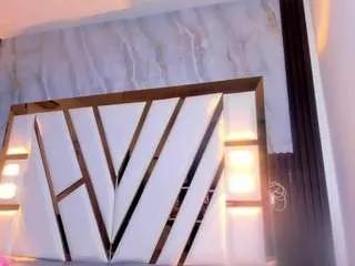 Freechat lola-hornei on CamSoda