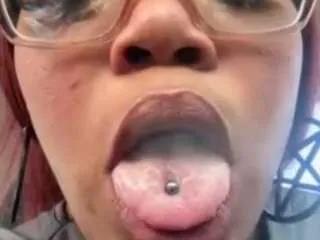 Offline lunanova999 on CamSoda