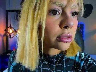 Offline maddiiebrooks on CamSoda