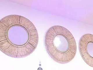 Freechat madelanecoote on CamSoda