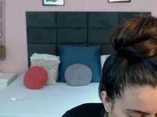 Offline madisonjenner on CamSoda