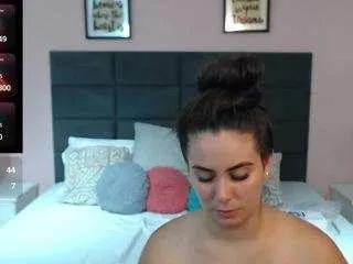 Offline madisonjenner on CamSoda