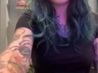 Offline marcelinegoddess on CamSoda