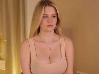 Offline mariamcrocker on CamSoda