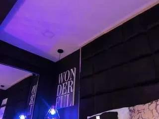 Offline marianaasantos on CamSoda