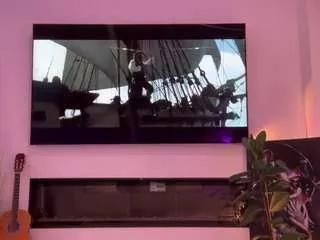 Freechat martasantos on CamSoda